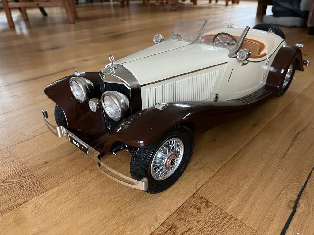 Pocher - Mercedes-Benz 540K Roadster 1934 - schaal 1:8, Hobby en Vrije tijd, Modelauto's | 1:5 tot 1:12, Zo goed als nieuw, Auto
