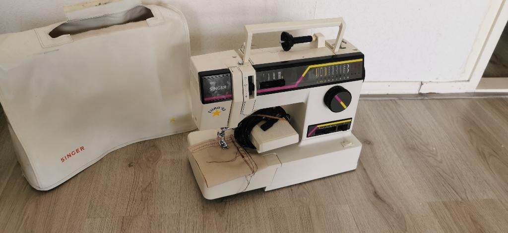 Naaimachine Singer Euro 93 6240, Ophalen of Verzenden, Zo goed als nieuw, Naaimachine, Singer