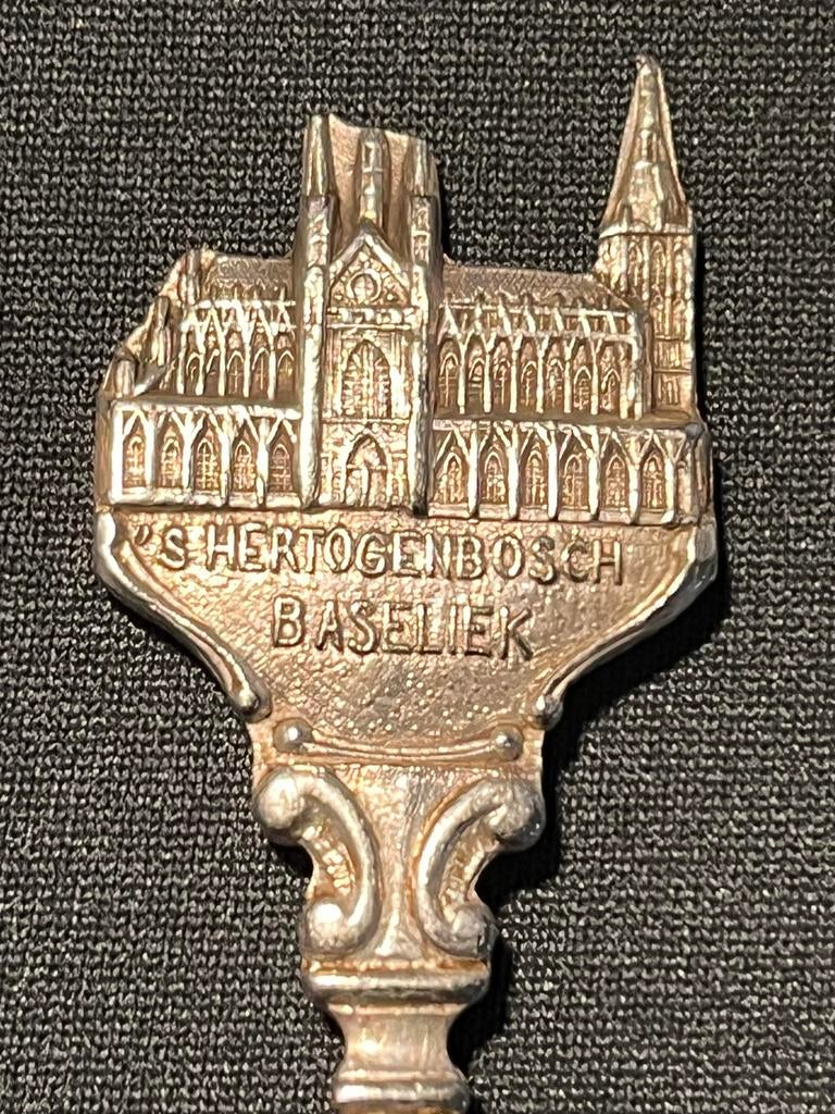 Basiliek S-Hertogenbosch., Antiek en Kunst, Ophalen of Verzenden
