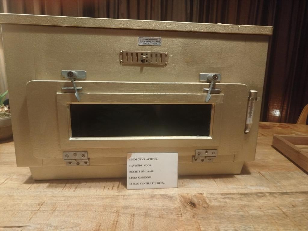 Te koop prima broedmachine., Dieren en Toebehoren, Pluimvee | Toebehoren, Ophalen of Verzenden, Broedmachine