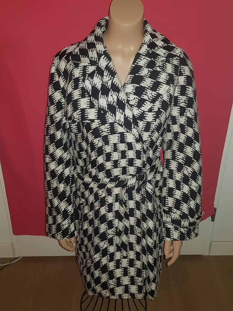 Jas ( 798), Ophalen of Verzenden, Zo goed als nieuw, Maat 38/40 (M), Sjaal