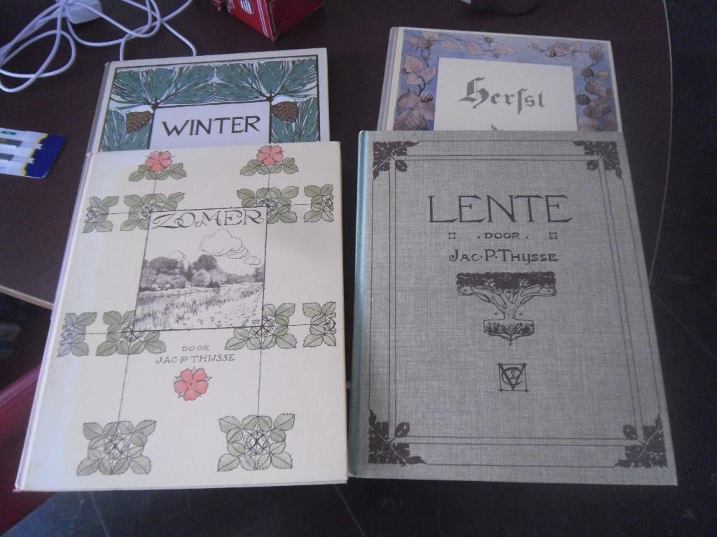 4 plaatjesalbums, jac p thijsse, lente, zomer, herfst en win, Boeken, Prentenboeken en Plaatjesalbums, Ophalen of Verzenden, Zo goed als nieuw