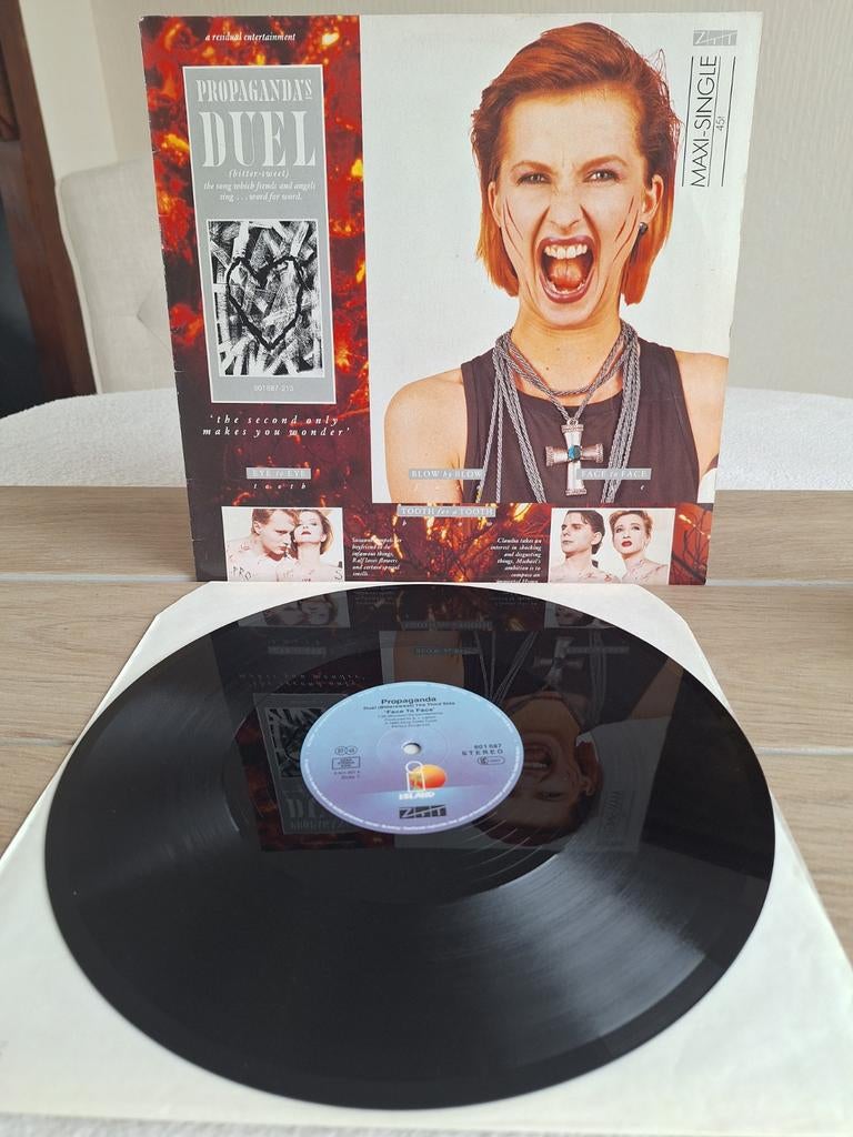 MAXI SINGLE  van  PROPAGANDA // DUEL.... uit 1985, Ophalen of Verzenden, Zo goed als nieuw, 12 inch, Poprock