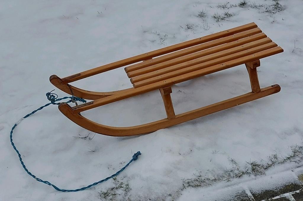 Houten davos slee, Ophalen, Zo goed als nieuw, Hout