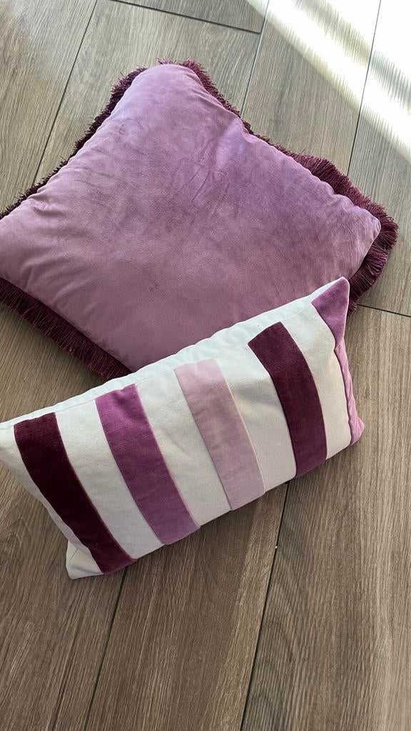 2 paarse kussens van HEMA, Huis en Inrichting, Woonaccessoires | Kussens, Ophalen, Gebruikt, Paars, Vierkant