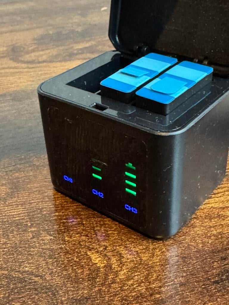 USB Gopro lader, Ophalen, Zo goed als nieuw, GoPro