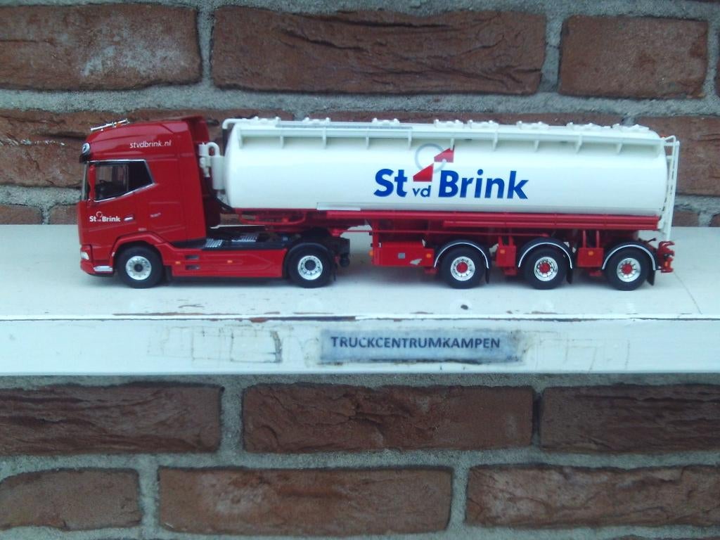 WSI  Daf  XG+  Tank  Trailer  van  St.  van  den  Brink., Ophalen of Verzenden, Nieuw, Bus of Vrachtwagen, Wsi