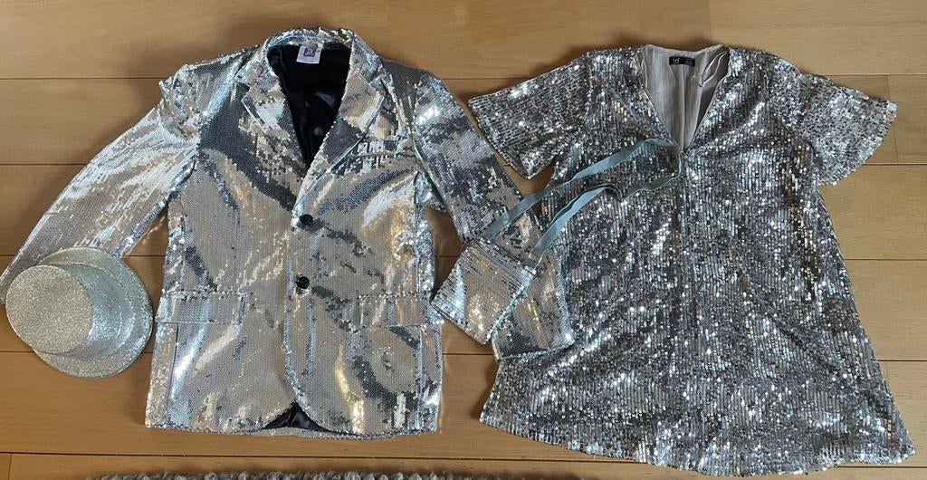 Glitter zilveren pailletjes set blazer mini jurk hoed tasje, Maat 38/40 (M), Carnaval, Ophalen of Verzenden, Zo goed als nieuw