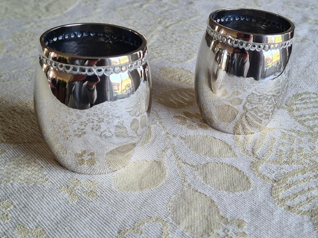 2 decoratieve zilveren (80%) bekers voor lepeltjes o.i.d., Ophalen of Verzenden, Zilver