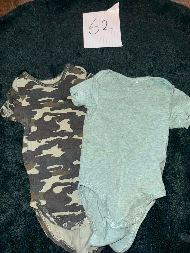 1x hema 1x prenatal romper, Ophalen of Verzenden, Zo goed als nieuw, Jongetje of Meisje, Nacht- of Onderkleding