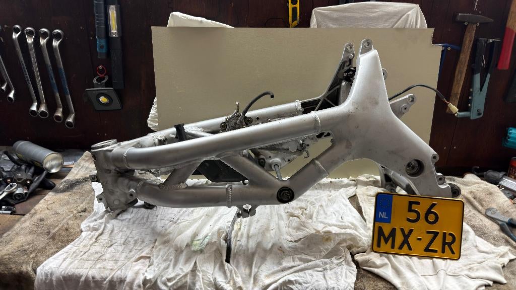 SV650N 1999-2002 Frame + NL kenteken, Ophalen of Verzenden