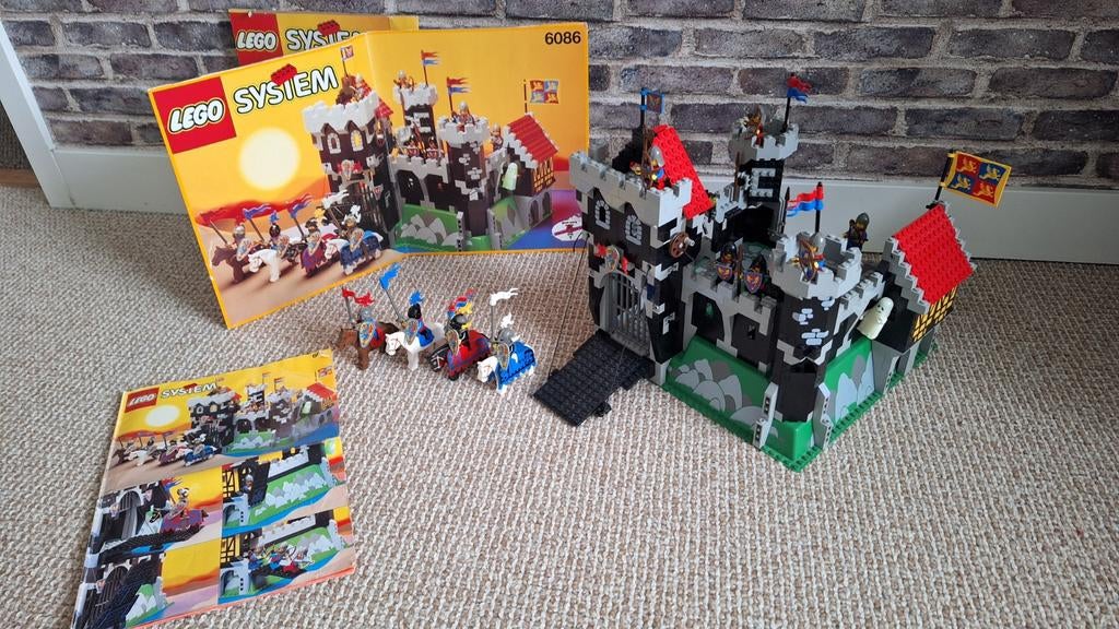 Lego 6086 kasteel vintage, Kinderen en Baby's, Speelgoed | Duplo en Lego, Ophalen of Verzenden, Zo goed als nieuw
