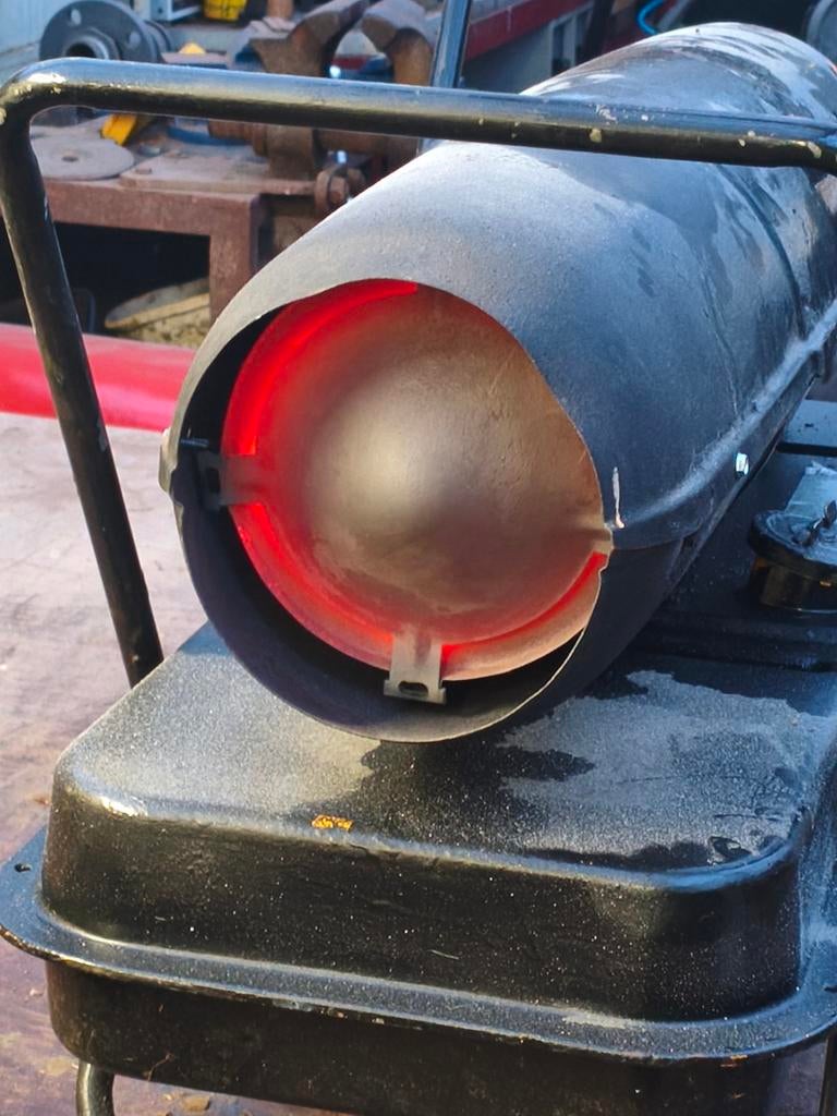 Te koop heater heteluchtkanon dieselkachel, Doe-het-zelf en Verbouw, Verwarming en Radiatoren, Ophalen, 60 tot 150 cm, Kachel