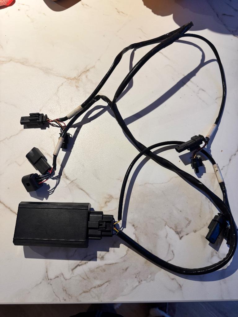 BMW 518D, G30 G31 Ventura tuning box, Auto diversen, Tuning en Styling, Ophalen