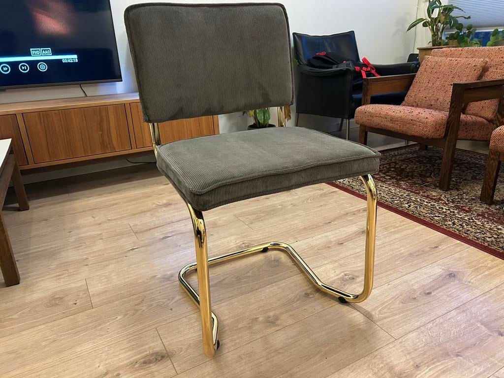 Set van 4 Zuiver rib ridge kink eetkamerstoelen nieuw!, Nieuw, Ophalen of Verzenden, Vier, Retro