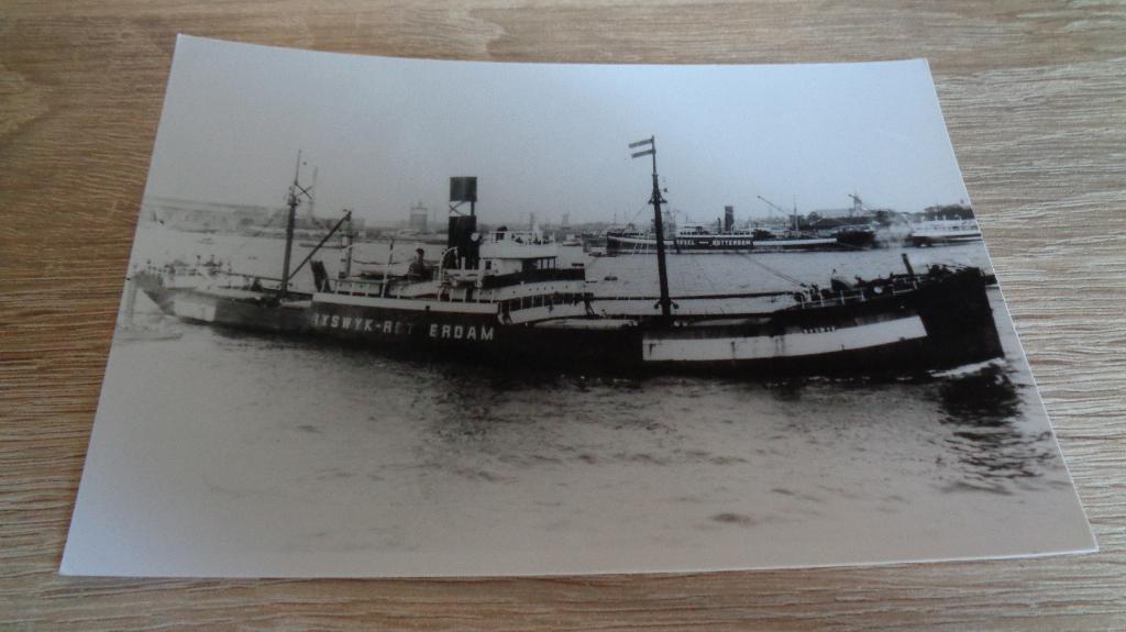 s.s Ryswyk, Verzamelen, Scheepvaart, Verzenden, Zo goed als nieuw, Kaart, Foto of Prent