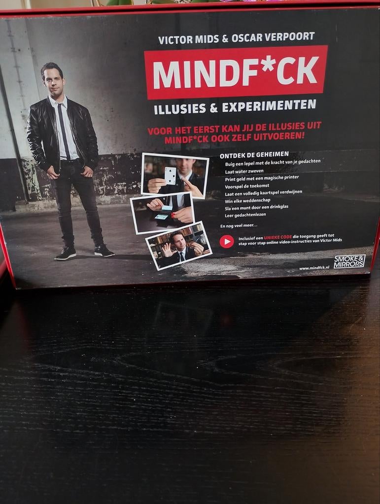 Mindf*ck experiment doos compleet OphalenHaarlemmerplein, Ophalen