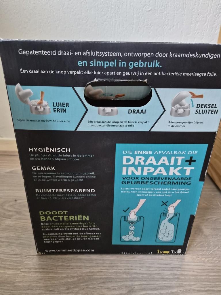 Tommee tippee luierwegwerpsysteem, Ophalen of Verzenden, Zo goed als nieuw