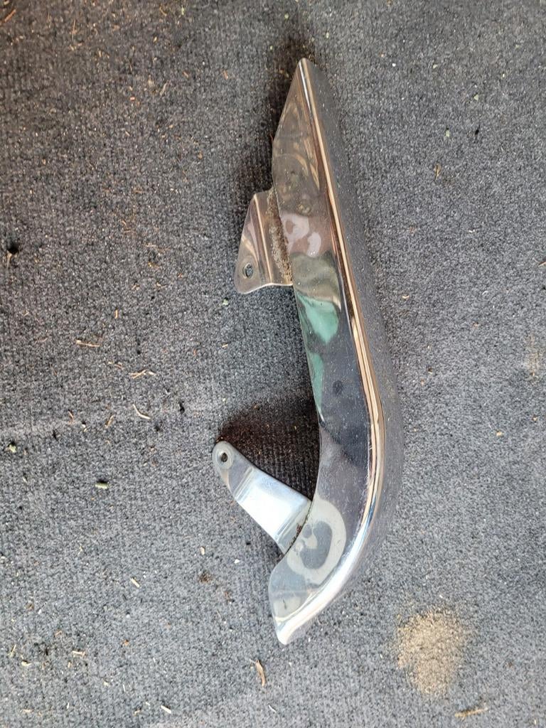 Kettingkast en spatbordstuts, Ophalen