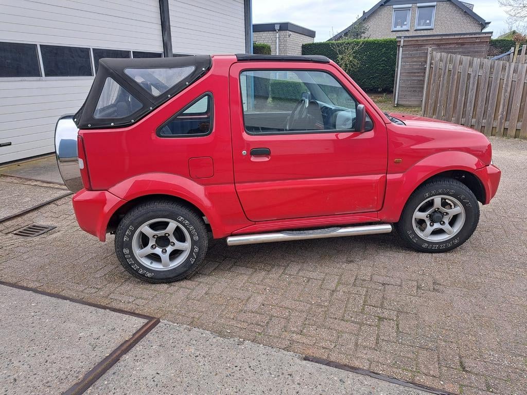 Suzuki Jimny 1.3 Cabrio 4WD 2004 Rood, Auto's, 13 km/l, 40 €/maand, 4 cilinders, 4 stoelen
