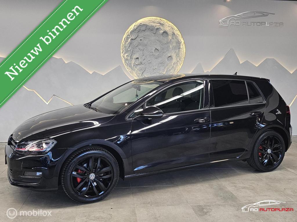 Volkswagen Golf 1.4 TSI ACT Highline DSG Navigatie/Stoelverw, Euro 6, 4 cilinders, Alcantara, Zwart