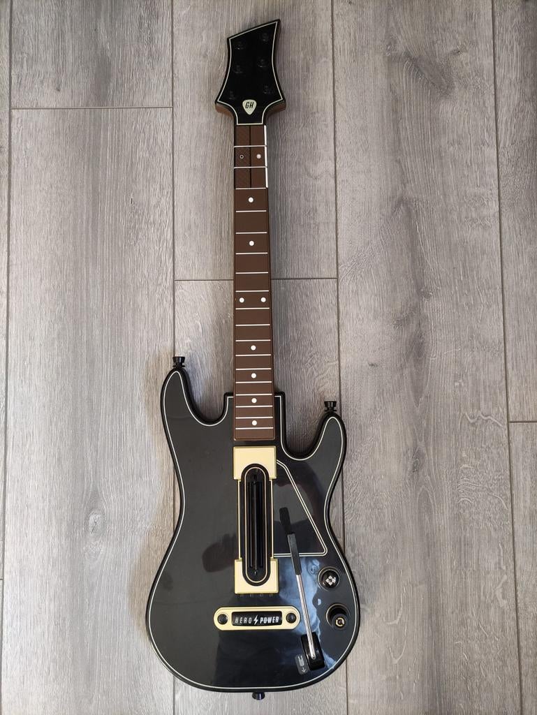 Guitar Hero gitaar power bruin, Spelcomputers en Games, 1 speler, Ophalen of Verzenden, Muziek, Vanaf 12 jaar