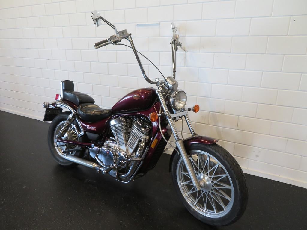 Suzuki VS 700 INTRUDER STOERE CHOPPER! (bj 1987), Bedrijf, Chopper