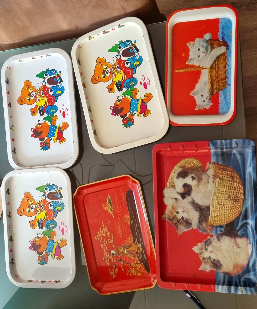 80 Vintage blikken dienbladen en kinder dienbladen., Ophalen of Verzenden, Gebruikt, Overige