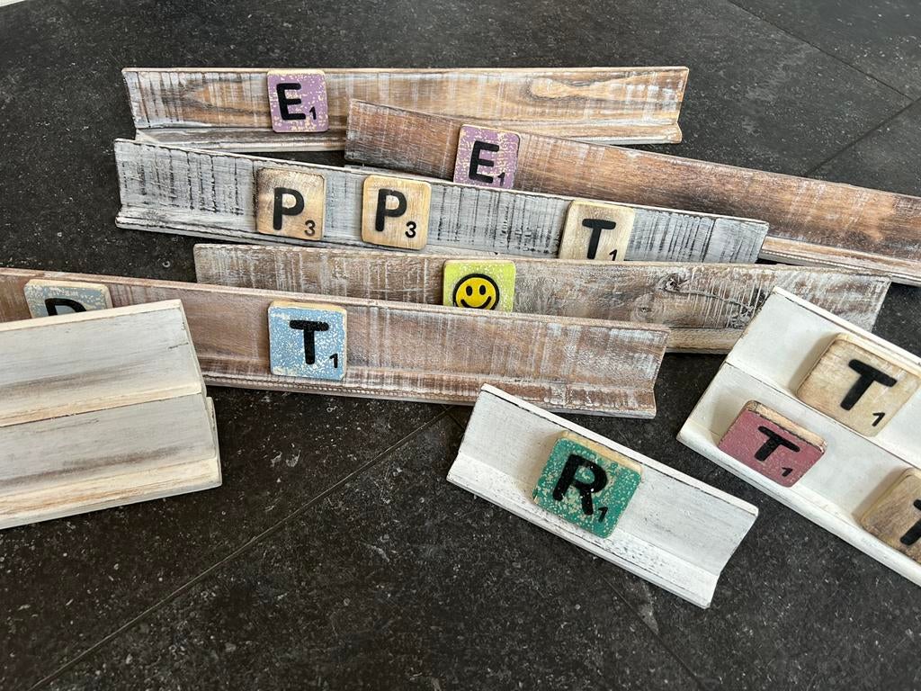 Houten letter bak met letters en letterplankjes, Ophalen
