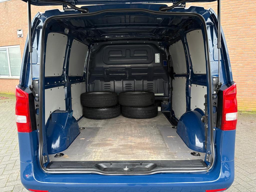 Mercedes-Benz Vito 114CDI 136PK 9G-Tronic / Carplay / Cruise, Automaat, Huisgarantie, 4 cilinders, Blauw