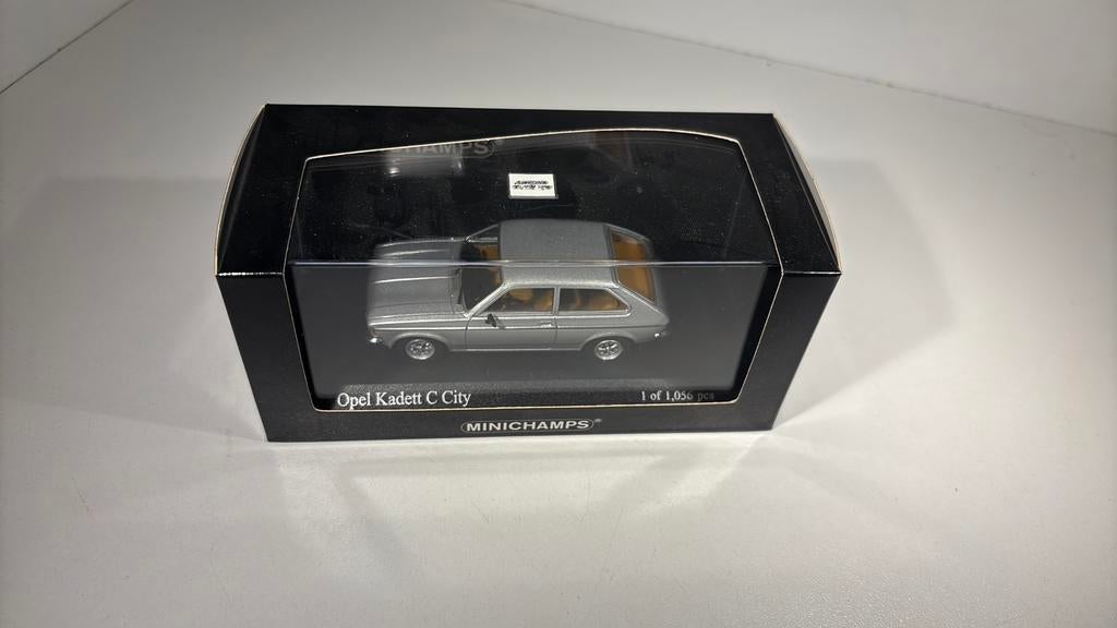 Opel kadett c city minichamps 1.43, Auto, Ophalen of Verzenden, MiniChamps, A