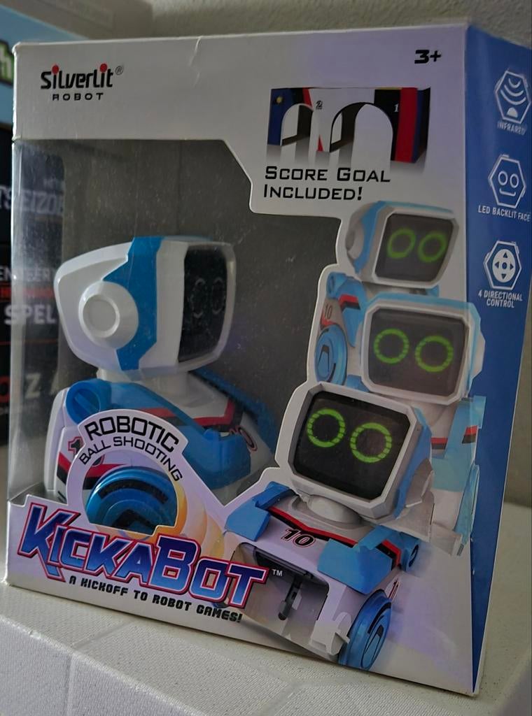 Silverlit KickaBot Robot Voetballer + Licht en Geluid Assort, Verzamelen, Poppetjes en Figuurtjes, Ophalen of Verzenden, Zo goed als nieuw