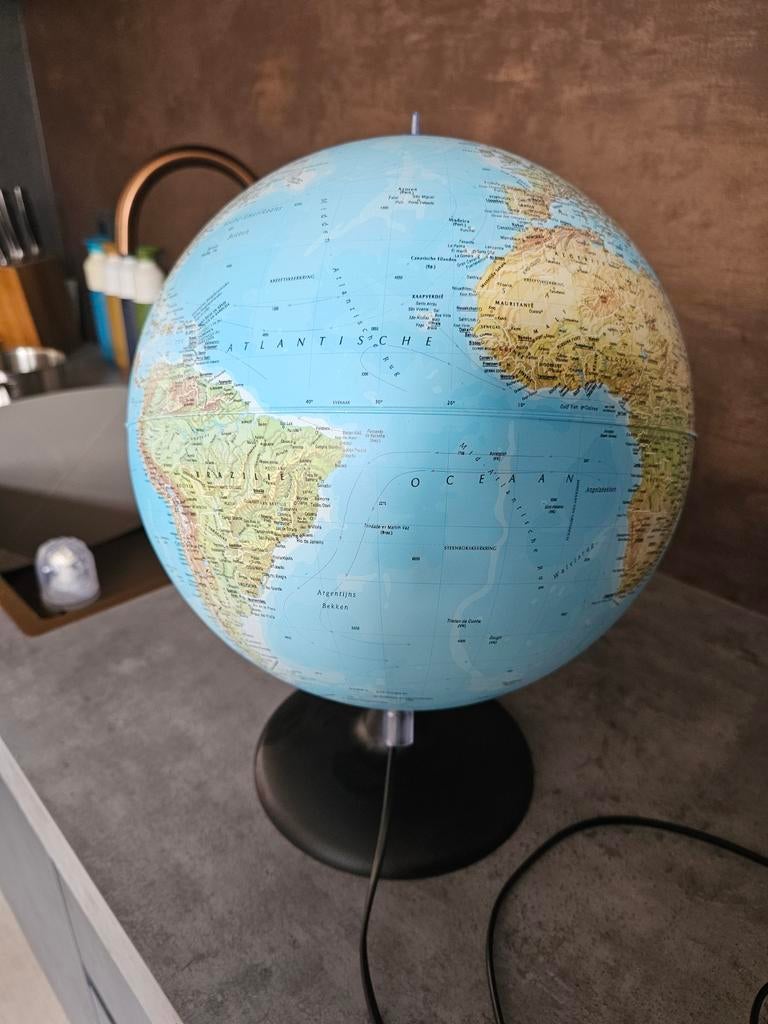 Globe met licht, Ophalen of Verzenden, Zo goed als nieuw