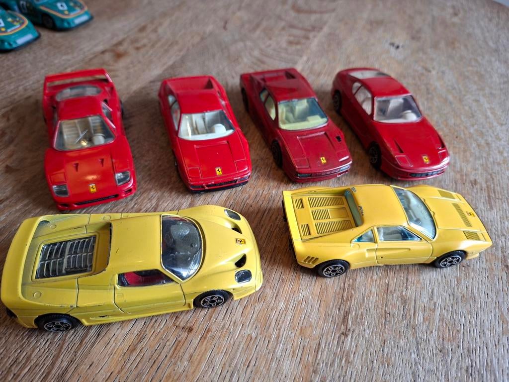 Set van 6 Ferrari modellen Burago, Hobby en Vrije tijd, Modelauto's | Overige schalen, Ophalen of Verzenden, Auto