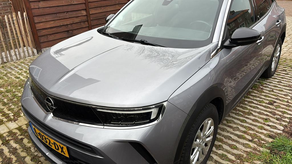 Opel mokka e SoH 90% en nieuwe all season, Auto's, Opel, Automaat, Stof, Zwart, Elektrisch