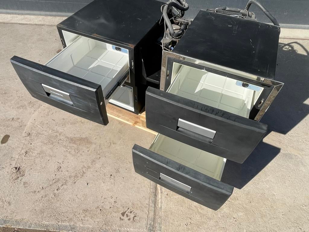 4x Koellade 12v/24v Dometic Waeco Coolmatic CD 30 Compressor, Ophalen, Gebruikt, Motor en Techniek