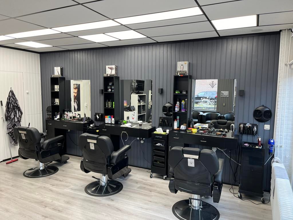 Kapperszaak ter overname Alphen a/d Rijn, Zakelijke goederen, Exploitaties en Overnames