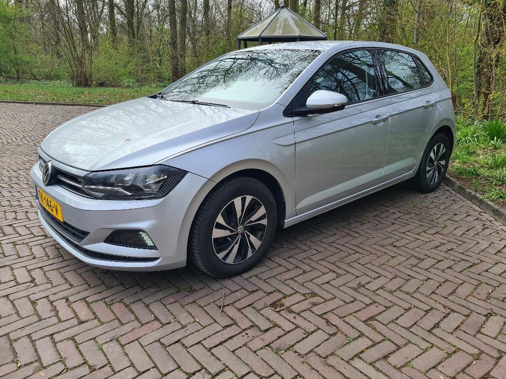 Volkswagen Polo 1.0 TSI BJ 2018 facelift   PRIJS €10950, Voorwielaandrijving, 40 €/maand, Zwart, Start-stop-systeem