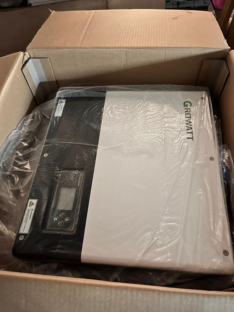 Growatt SPA 10000 3-fase Batterij omvormer(s), Doe-het-zelf en Verbouw, Zonnepanelen en Toebehoren, Ophalen of Verzenden, Zo goed als nieuw