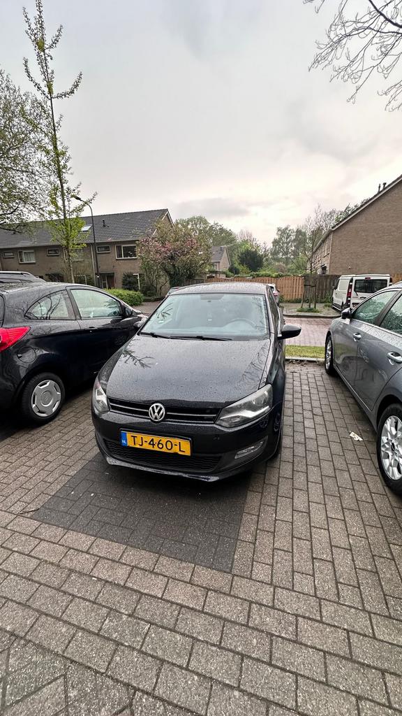 Volkswagen Polo 1.2 51KW 2012 Zwart, Voorwielaandrijving, 967 kg, 40 €/maand, 1198 cc