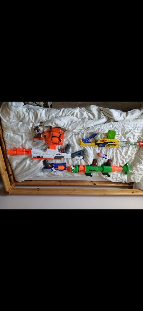 Veel nerf pistolen, Ophalen of Verzenden