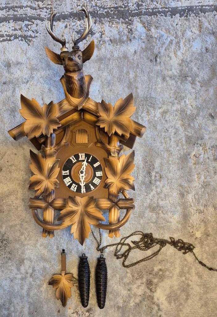 Koekoeksklok met hert., Antiek en Kunst, Ophalen of Verzenden