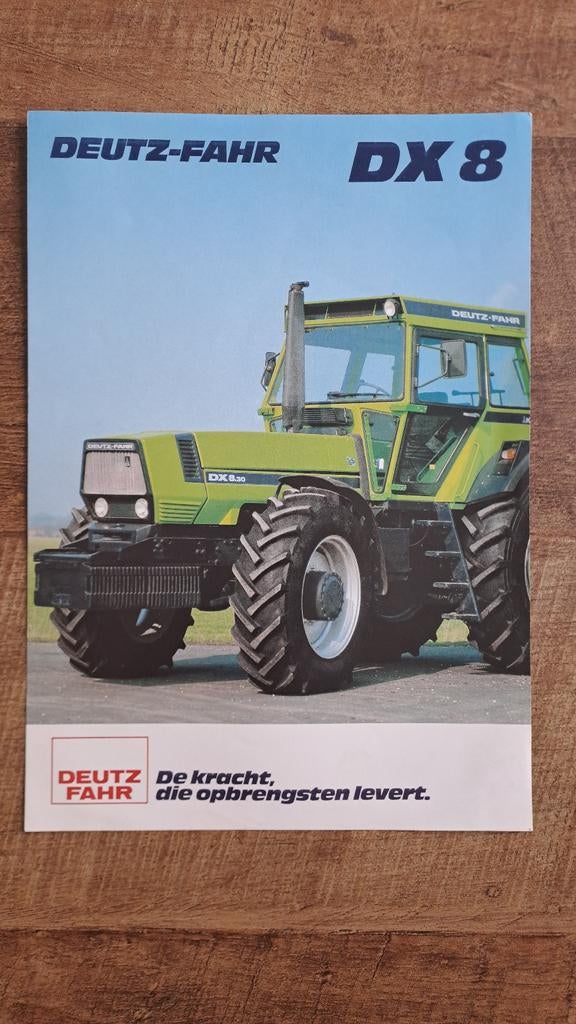 Folder DEUTZ FAHR DX 8 tractor, trekker DX 8.30, Ophalen of Verzenden, Zo goed als nieuw, Folder