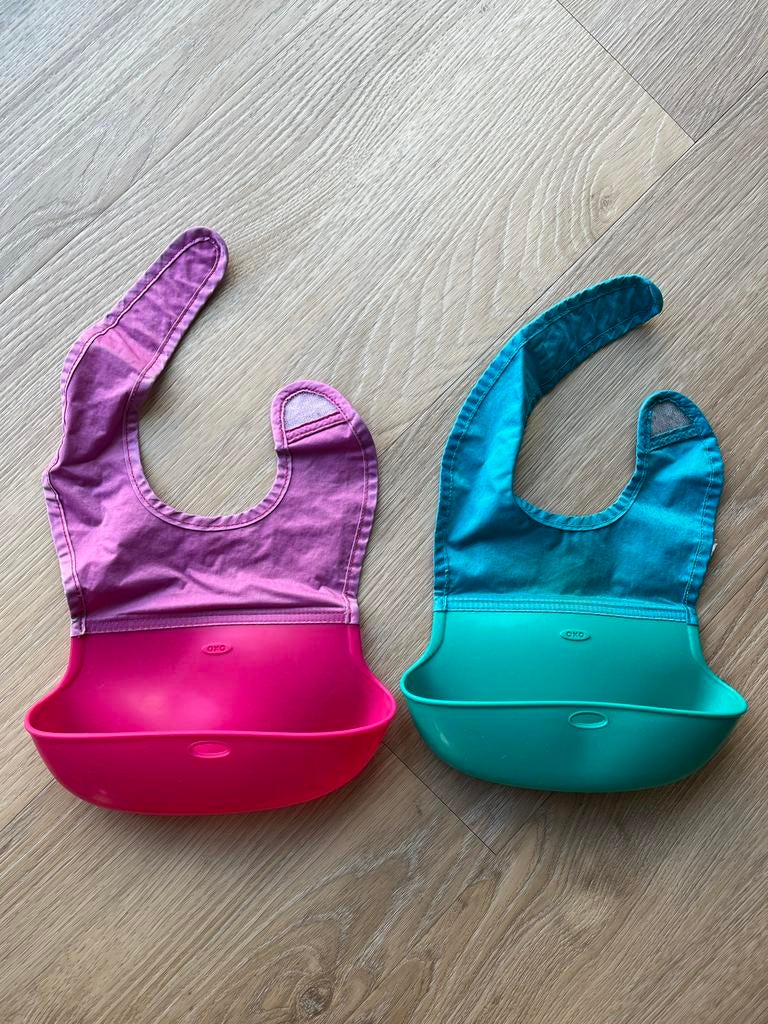 OXO Tot Roll-Up Slabbetjes - Roze & Turquoise (2 stuks), Ophalen, Gebruikt