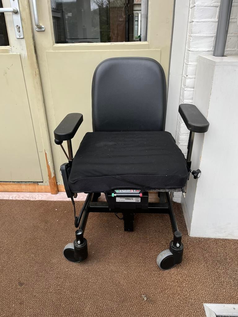 Trippelstoel met Roho zitkussen, Diversen, Ophalen, Gebruikt, Elektrische rolstoel