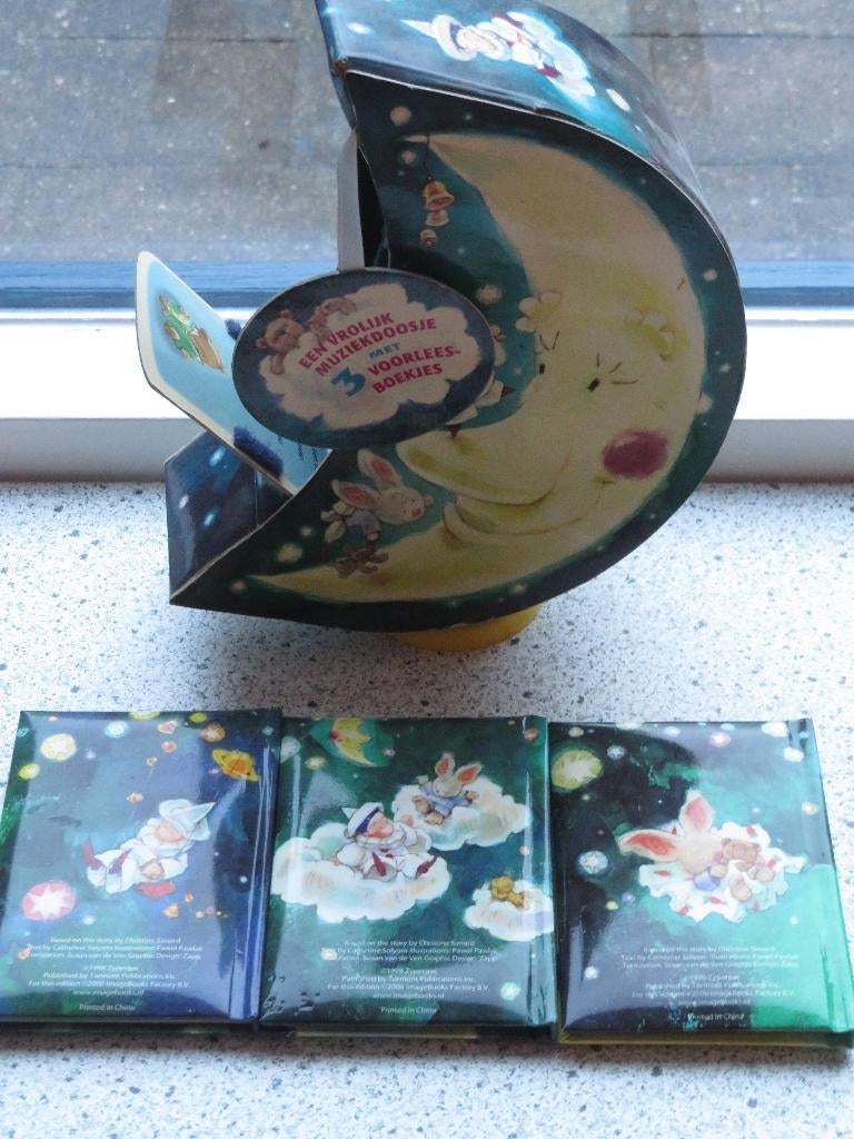 Verhaaltjes voor het slapen gaan Maan met muziekje speeldoos, Boeken, Ophalen of Verzenden, Gelezen