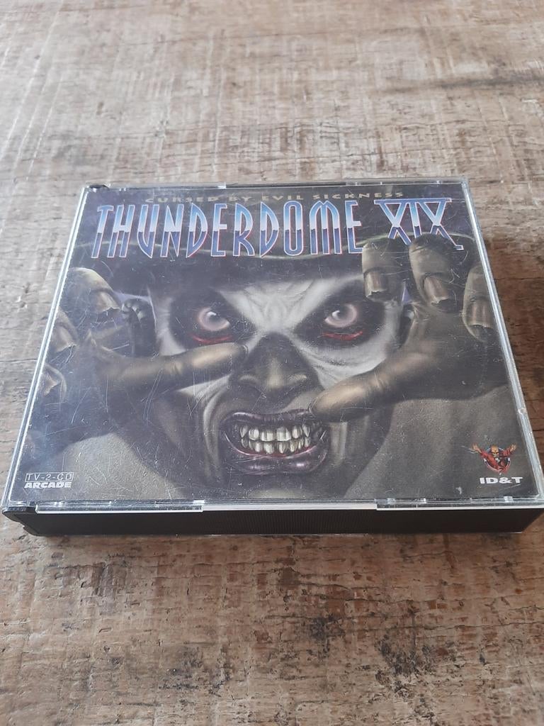 Thunderdome XIX: Cursed by Evil Sickness (2xCD), Ophalen of Verzenden, Gebruikt, Techno of Trance