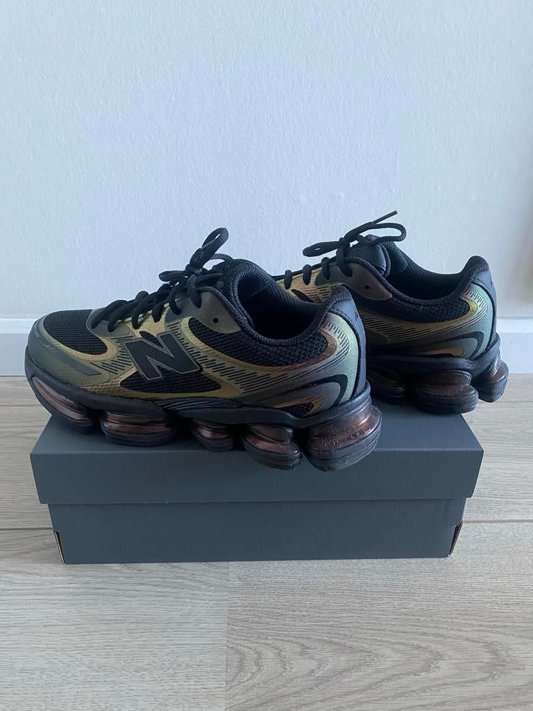 New Balance Abzorb 2000 "Iridescent" - Maat 41,5, Kleding | Heren, Schoenen, Overige kleuren, Nieuw, Ophalen of Verzenden, Sneakers of Gympen