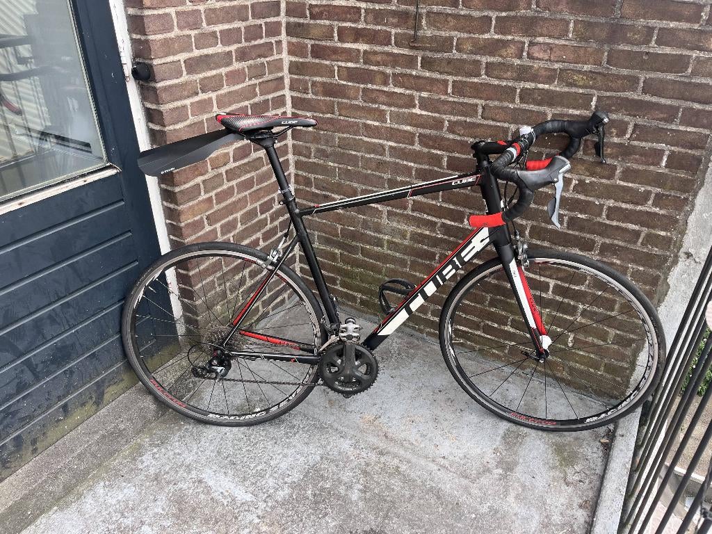 Cube Attain Racefiets - Framemaat 62, Fietsen en Brommers, Fietsen | Racefietsen, 28 inch, Heren, Aluminium, Zo goed als nieuw