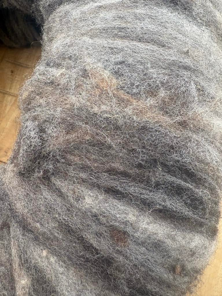 Schapenwollen krans grijs, 60 cm doorsnee, Ophalen of Verzenden, Nieuw